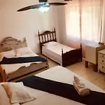 La Tana del Tano Guest House